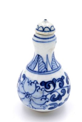 Chinesische Porzellan Schnupftabakflasche - Weiß und Blau - Blume 1