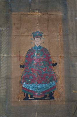 Großes Gemälde eines chinesischen Würdenträgers (ca. 70 Jahre alt) - Frau