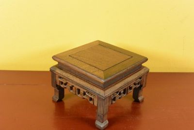 Holzständer - Chinesische Tisch - 12x12x10cm
